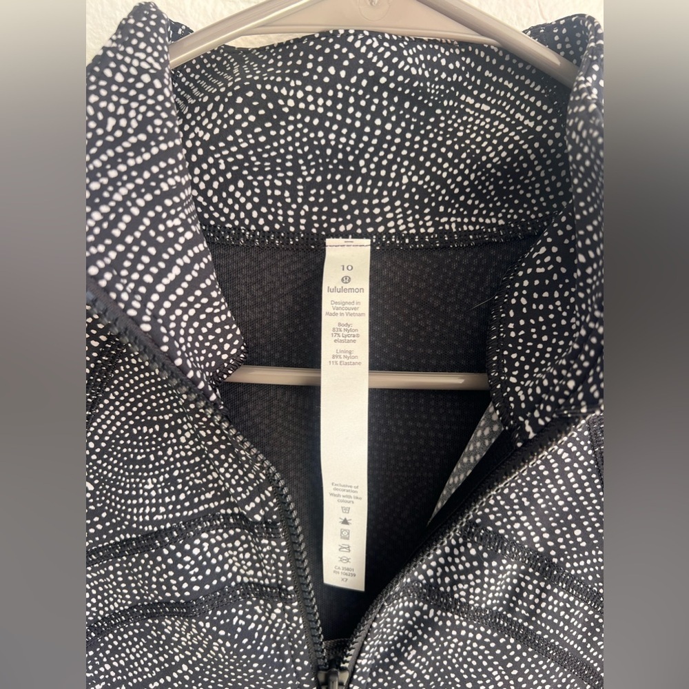 Lululemon spotted define jacket - Picture 2 of 4